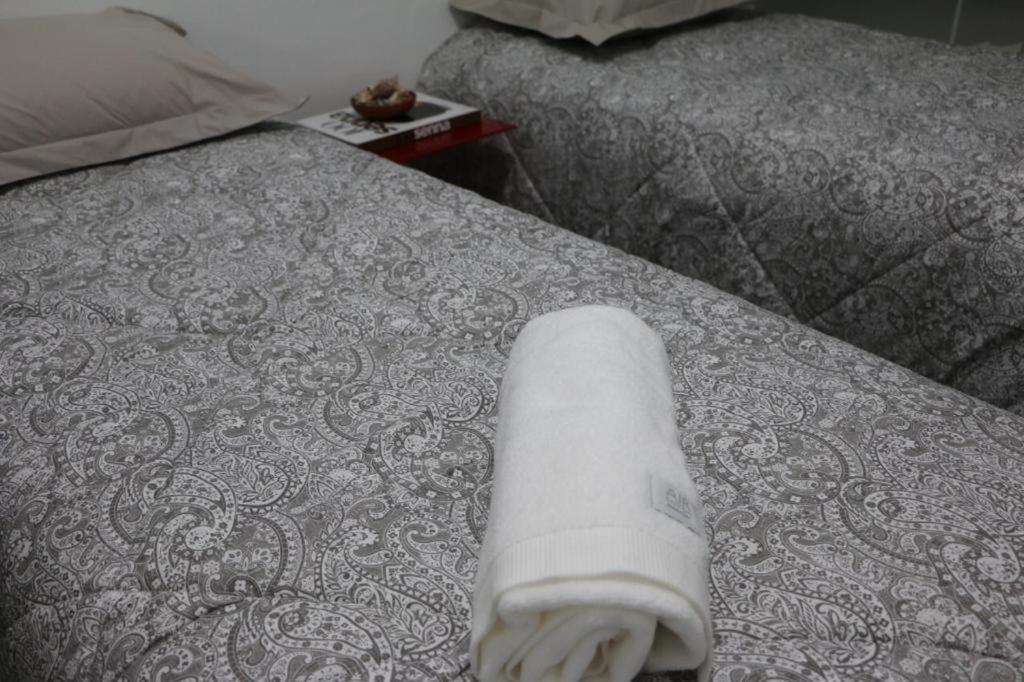 Excelente Quarto Com Cama De Casal King Em Casa Perto Do Aeroporto De Curitiba São José dos Pinhais Exteriör bild